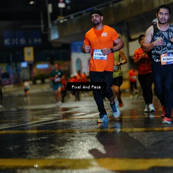 Runner Photo 7781892