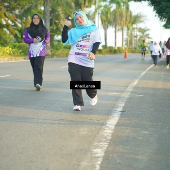 Runner Photo 7781901