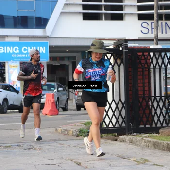 Runner Photo 7781908