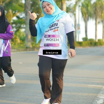 Runner Photo 7781914