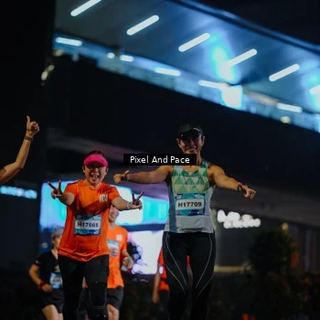 Runner Photo 7781916