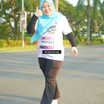 Runner Photo 7781949