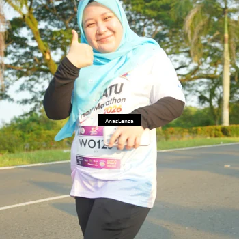 Runner Photo 7781975