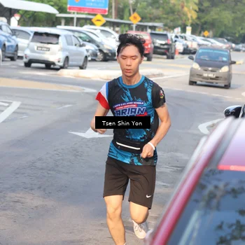 Runner Photo 7781976
