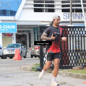 Runner Photo 7781978