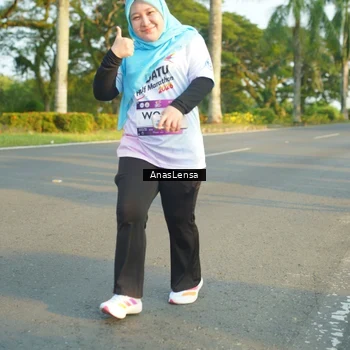 Runner Photo 7781980