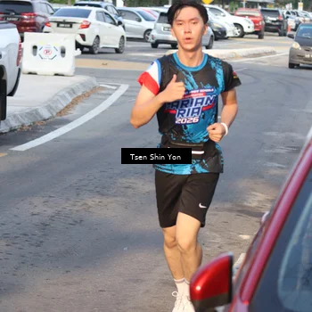 Runner Photo 7781986
