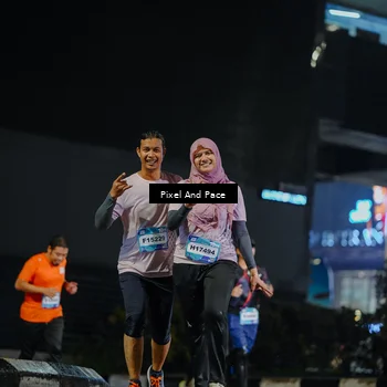 Runner Photo 7782025
