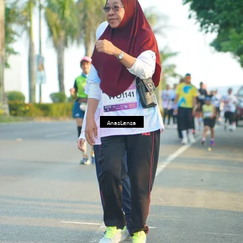 Runner Photo 7782031