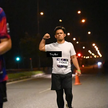 Runner Photo 7782036