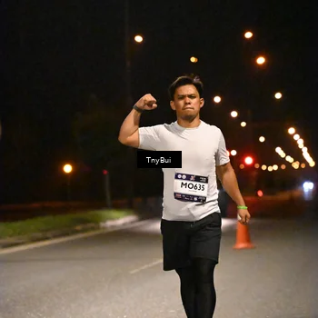 Runner Photo 7782040