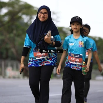 Runner Photo 7782048