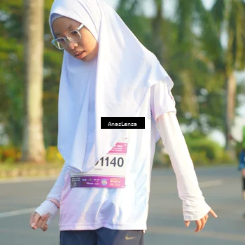 Runner Photo 7782050