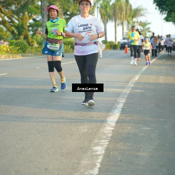 Runner Photo 7782055