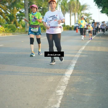 Runner Photo 7782061