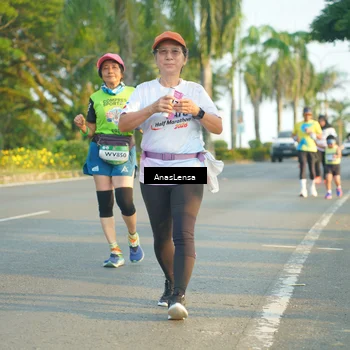 Runner Photo 7782077