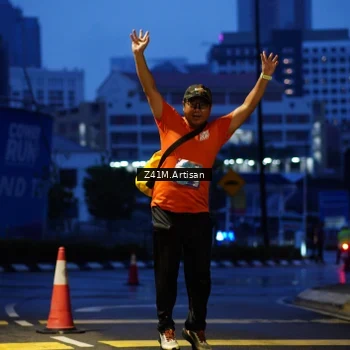 Runner Photo 7782109