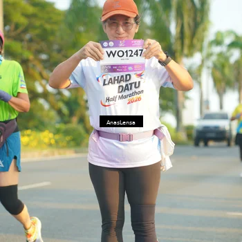 Runner Photo 7782113