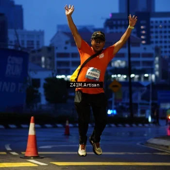 Runner Photo 7782116