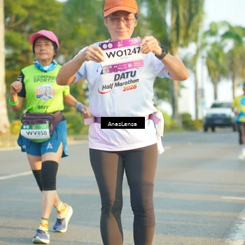 Runner Photo 7782118
