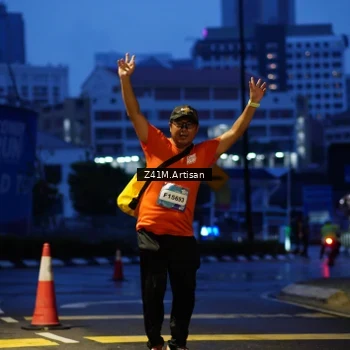 Runner Photo 7782120