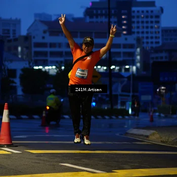 Runner Photo 7782129