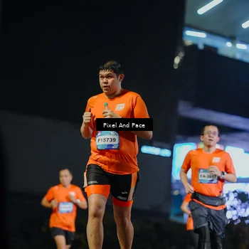 Runner Photo 7782176