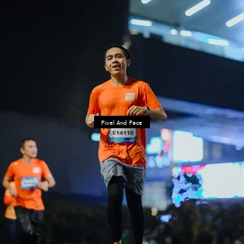 Runner Photo 7782284