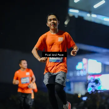 Runner Photo 7782293