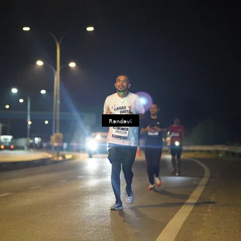 Runner Photo 7782296