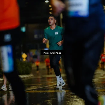 Runner Photo 7782305