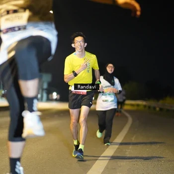 Runner Photo 7782319