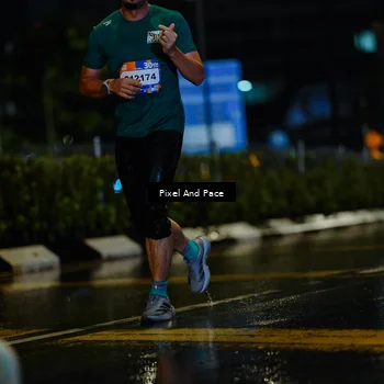 Runner Photo 7782327