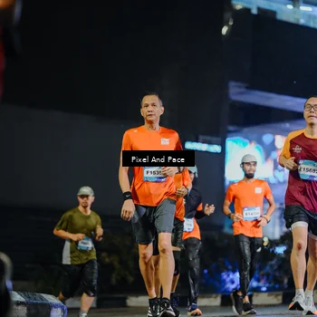 Runner Photo 7782334