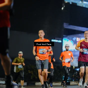 Runner Photo 7782338