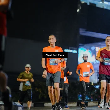 Runner Photo 7782340