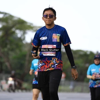 Runner Photo 7782343