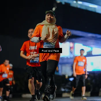 Runner Photo 7782349