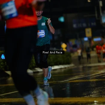 Runner Photo 7782378