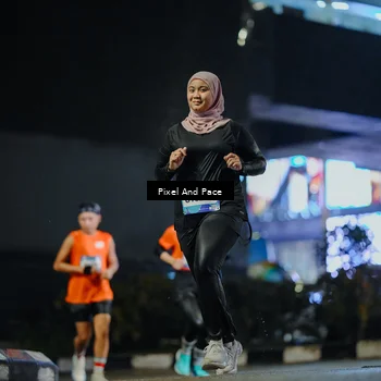 Runner Photo 7782382