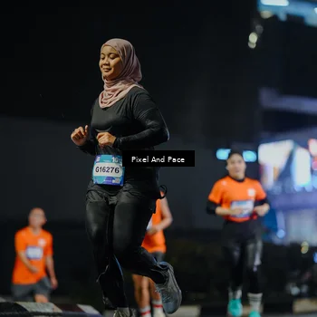 Runner Photo 7782393