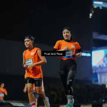 Runner Photo 7782401