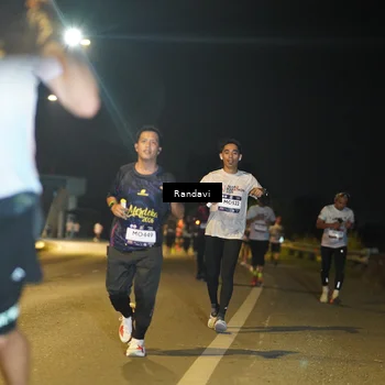 Runner Photo 7782408