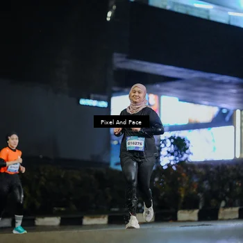 Runner Photo 7782414
