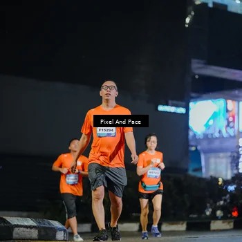 Runner Photo 7782421