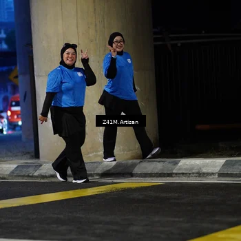 Runner Photo 7782424