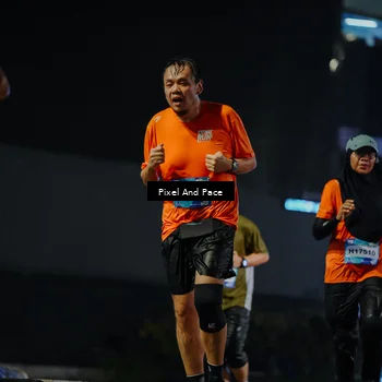 Runner Photo 7782428