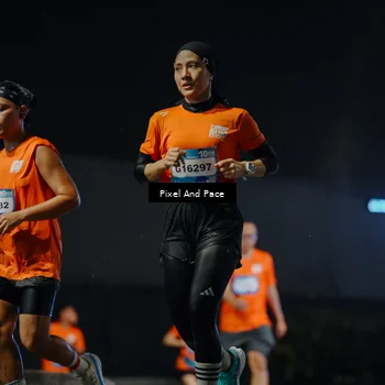 Runner Photo 7782431