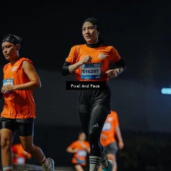 Runner Photo 7782438