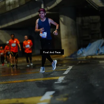 Runner Photo 7782441